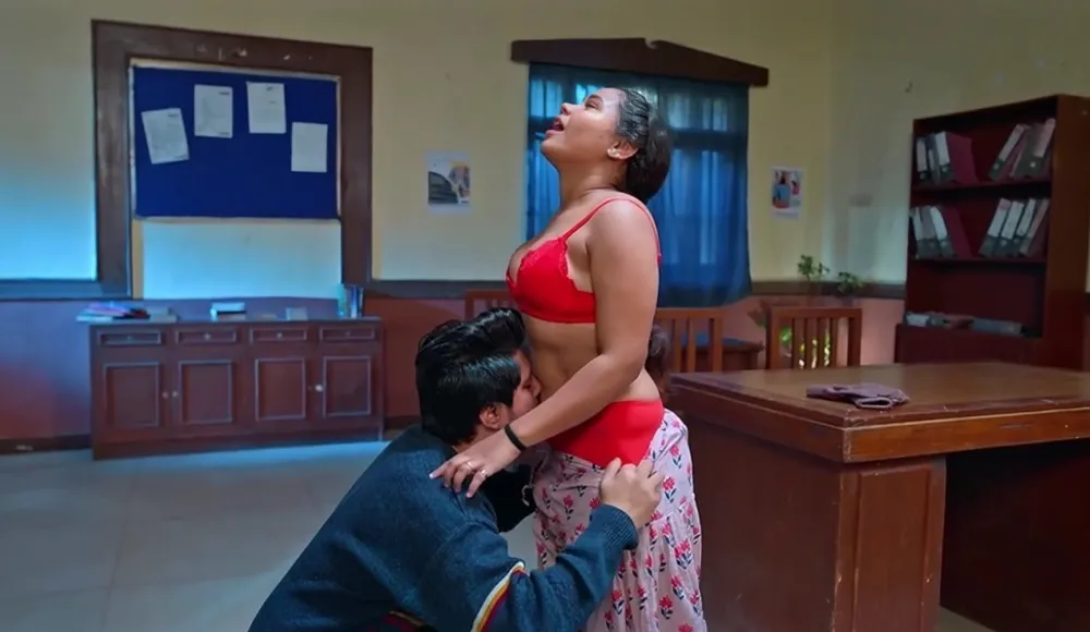 Thand Ka Maza (season 01) (2024) E05 Hindi Bigshots Web Series Watch Online