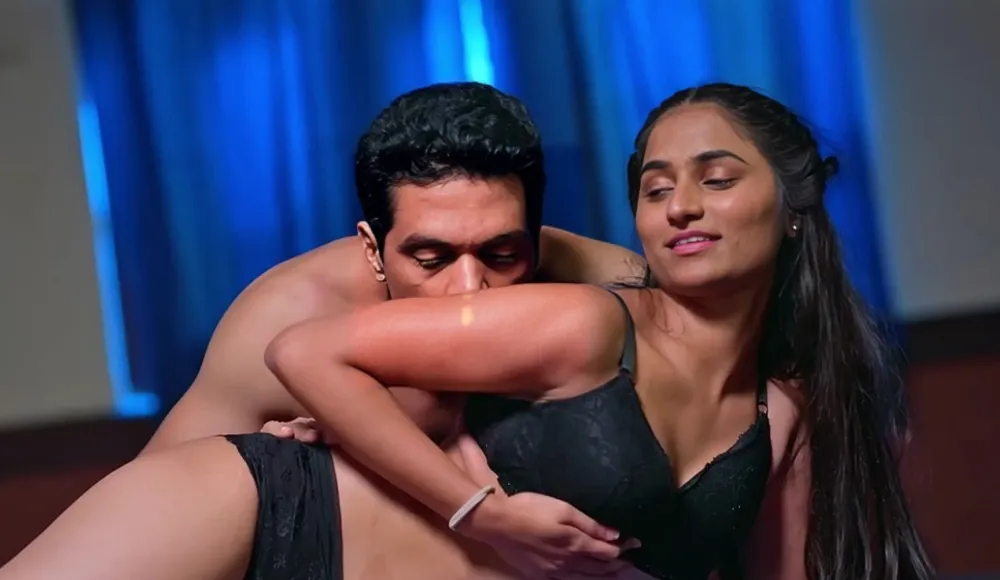 Thand Ka Maza (season 01) (2024) E06 Hindi Bigshots Web Series Watch Online