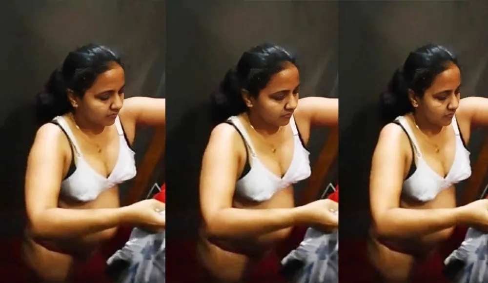 Sexy Girl Changing Dress In Mall Secretly Recorded Watch