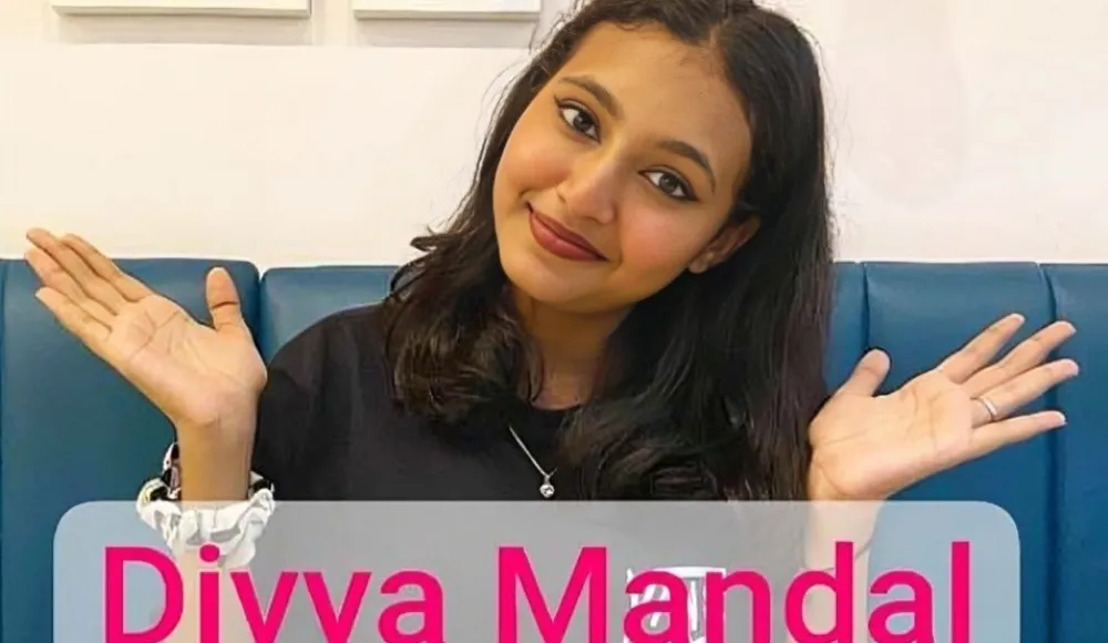 Divya Mandal Famous Pressing Her Huge Boobs Slapping