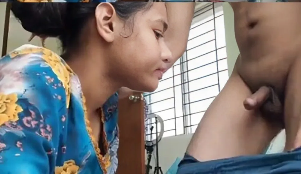 Desi Housewife Sucking Cock N Fucking Doogy By Hubby