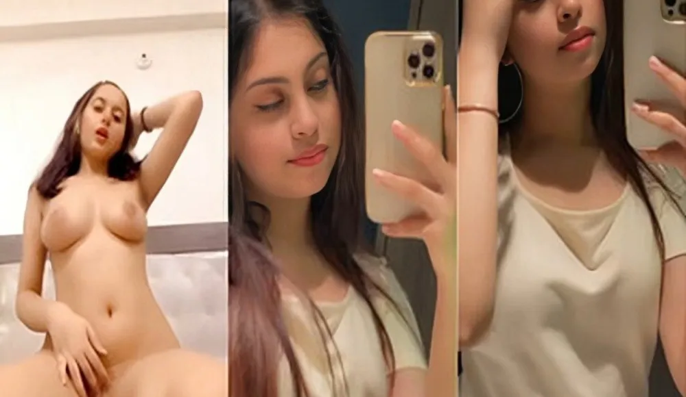 Hot Indian Mall Shows Nude Body