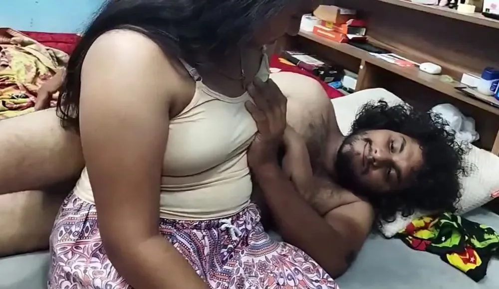 Watch Famous Mallu Vaishnavi Sr Youtuber Cpl Romance And Fucking Part 2