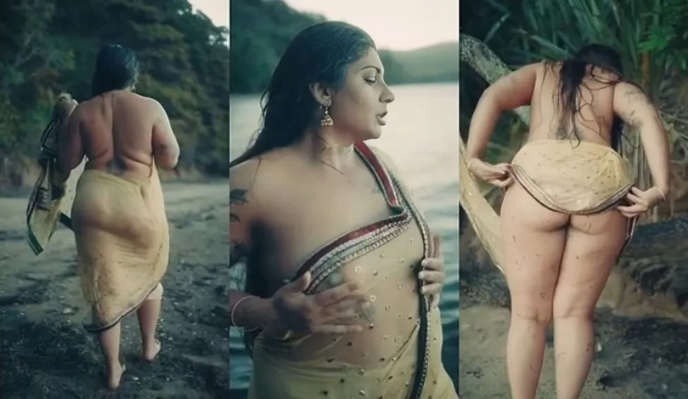 Sexy Indian Model Shows Ass And Boobs