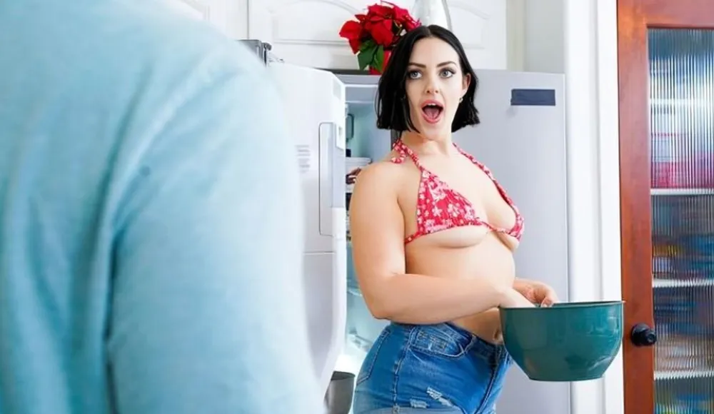 [NubileFilms] Lucy Lotus - My New Hot Neighbor - S49-E18