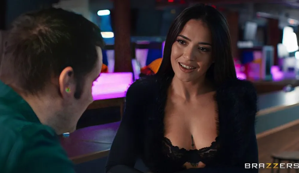 [Brazzers] Nuria Millan - 1 Date, 2 Cocks