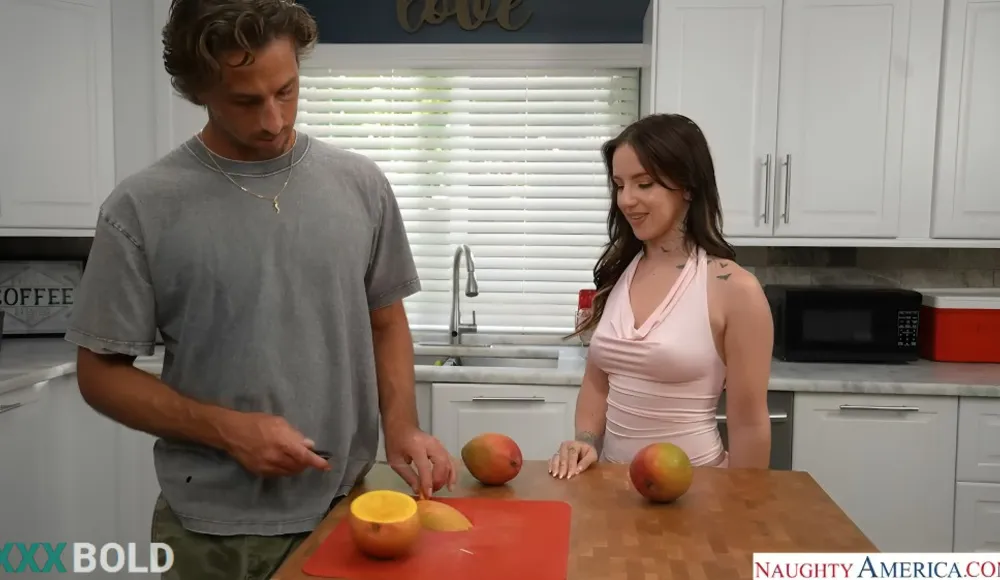 [NaughtyAmerica] Hot Babe Isla Wild Has Some Fun With Her Friend's Husband