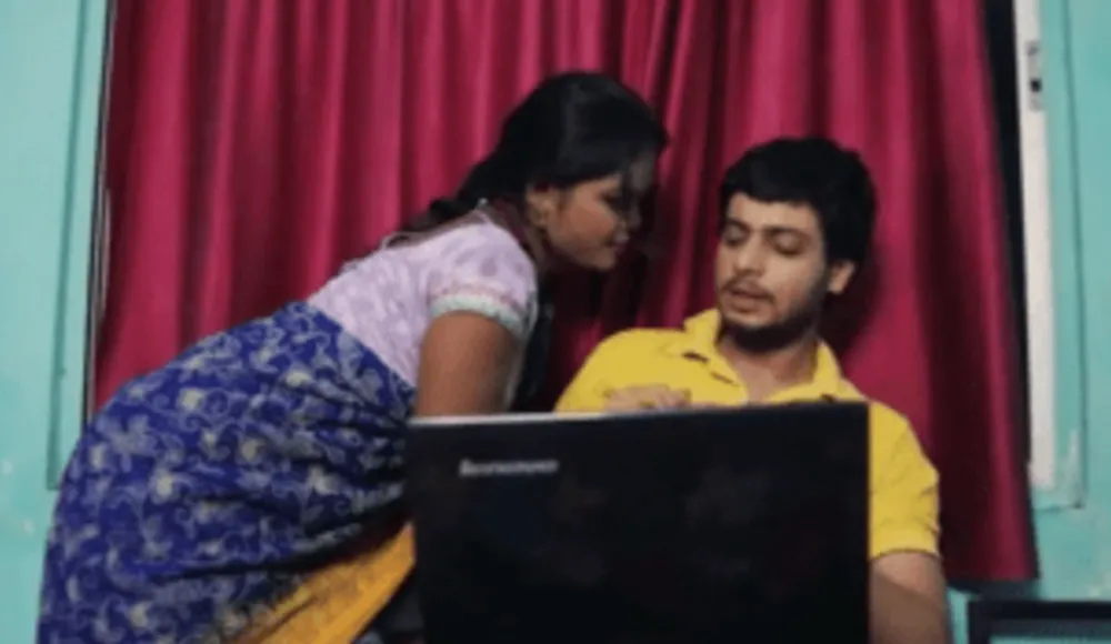 Indian Maid aunty seduce her owner son