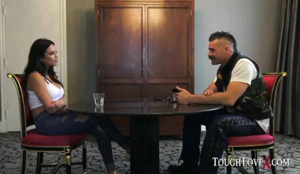 Big Natural Exotic Boobs Girl Autumn Falls Prefers Rough Sex