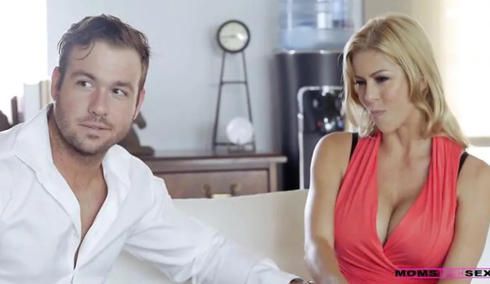 Alexis Fawx, Brittany Shae - Busty MILF and her stepdaughter