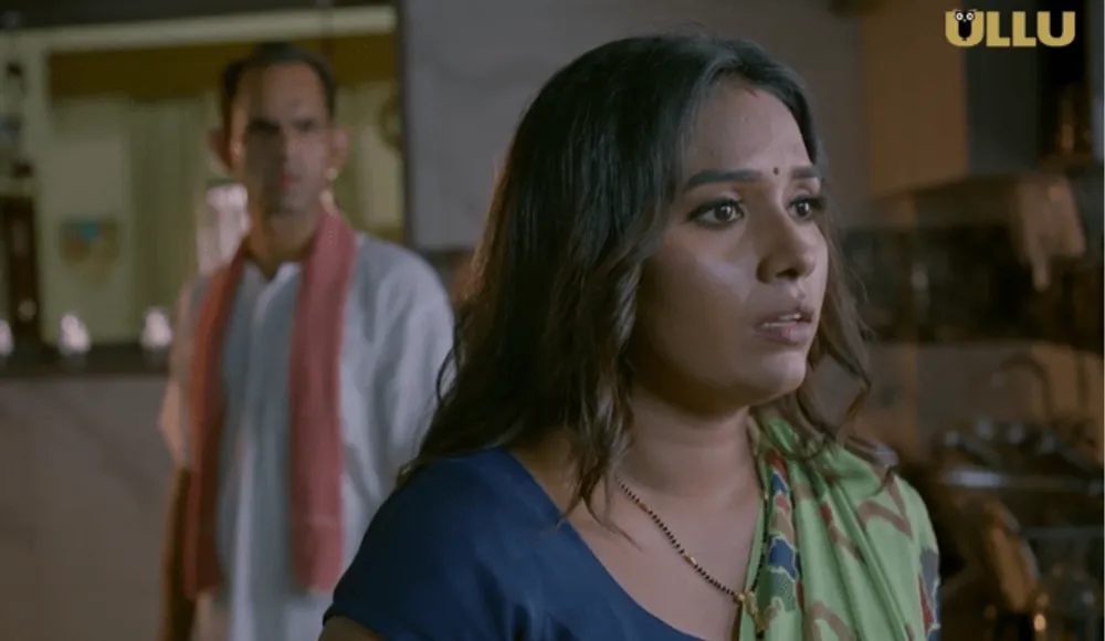 [18+] Angoori (Season 01) E05 (2023) Hindi ULLU Originals WEB Series